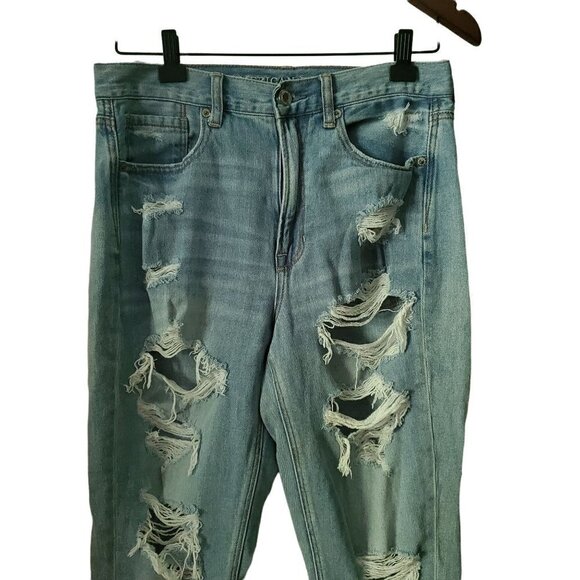 AMERICAN Eagle Light Wash High Rise Skinny Distressed Mom Denim Jeans Size 6 - Picture 4 of 11